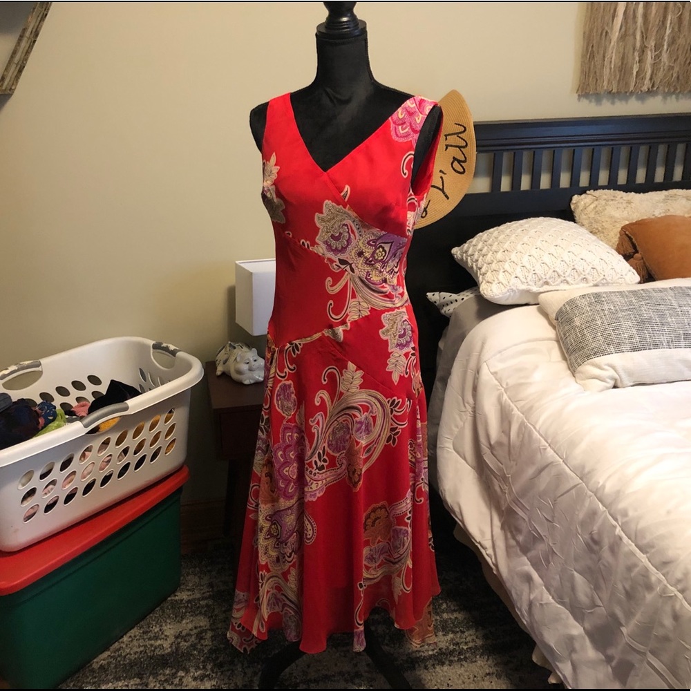 Women’s Evan picone size 6 red dress